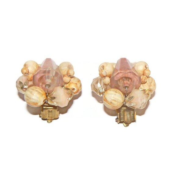Vintage Cluster Clip on Earrings - Picture 4 of 4